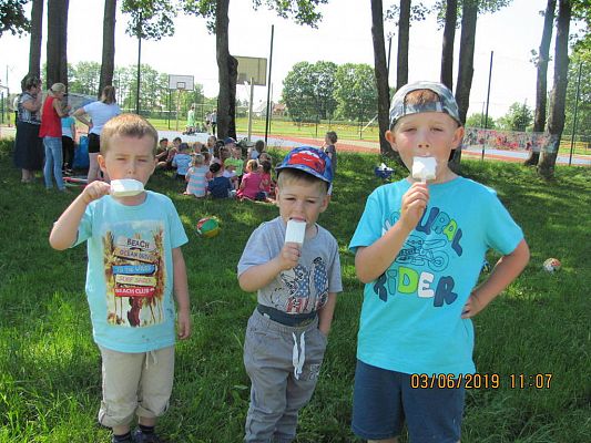 Grafika #25: Dzień Dziecka w przedszkolu