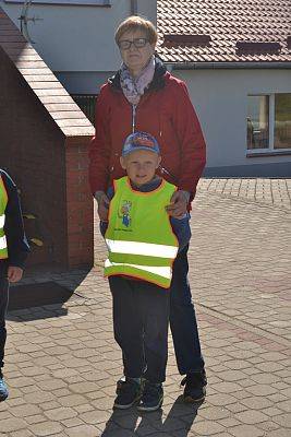 Grafika #8: "Wiosna z Mrówką"