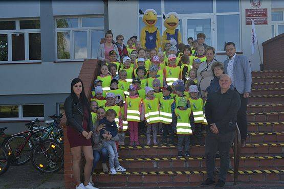 Grafika #14: "Wiosna z Mrówką"