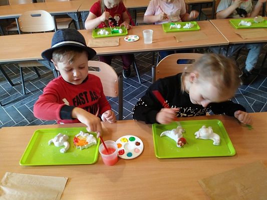 Grafika #8: Wycieczka przedszkolaków do Parku Ewolucji w Sławutówku.