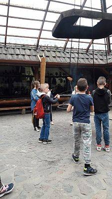 Grafika #37: Wycieczka do Szymbarka