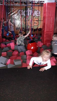 Grafika #8: Zabawa na całego w Active Kids Madagaskar