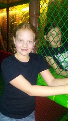 Grafika #10: Wycieczka do Gdyni uczniów klas I-III - sala zabaw "Amazonia".