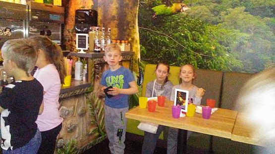Grafika #13: Wycieczka do Gdyni uczniów klas I-III - sala zabaw "Amazonia".