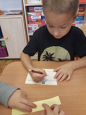 Grafika #1: Projekt BohaterON