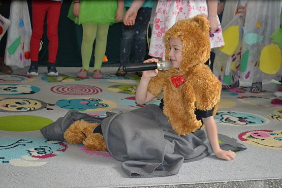 Grafika #12: Obudzić Misia – spektakl przedszkolaków