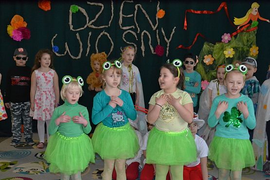 Grafika #21: Obudzić Misia – spektakl przedszkolaków