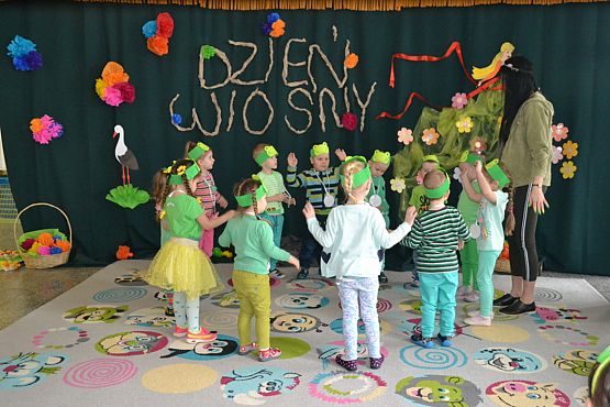 Grafika #30: Obudzić Misia – spektakl przedszkolaków