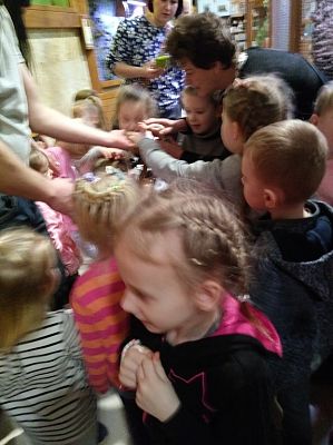 Grafika #7: Przedszkolaki w Tuchlinie