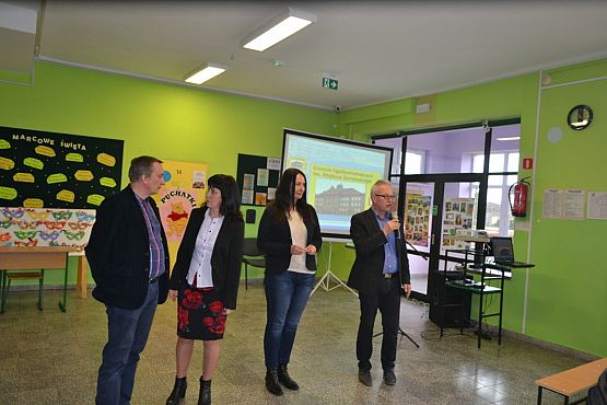 Grafika #10: Przedstawiciele I Liceum Ogólnokształcącego w naszej szkole