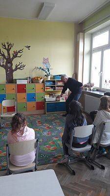 Grafika #3: "Zaczarowany świat teatru" - projekt edukacji teatralnej o charakterze profilaktycznym