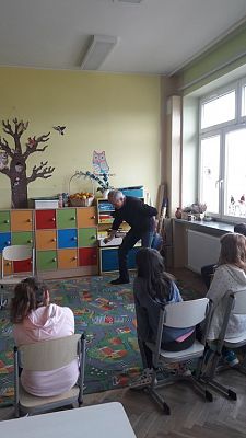 Grafika #4: "Zaczarowany świat teatru" - projekt edukacji teatralnej o charakterze profilaktycznym