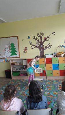 Grafika #8: "Zaczarowany świat teatru" - projekt edukacji teatralnej o charakterze profilaktycznym