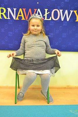 Grafika #67: ,,Dziś w przedszkolu piękny bal, bal wspaniały na sto par (…)