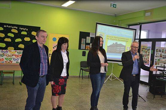 Grafika #11: Przedstawiciele I Liceum Ogólnokształcącego w naszej szkole