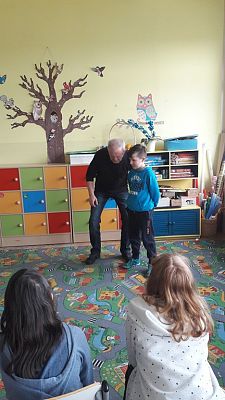 Grafika #18: "Zaczarowany świat teatru" - projekt edukacji teatralnej o charakterze profilaktycznym