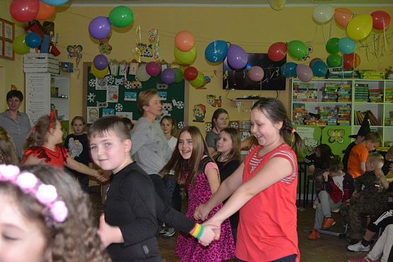 Grafika #8: BAL KARNAWAŁOWY W SZKOLE PODSTAWOWEJ