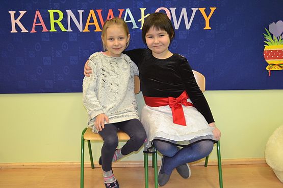 Grafika #60: ,,Dziś w przedszkolu piękny bal, bal wspaniały na sto par (…)