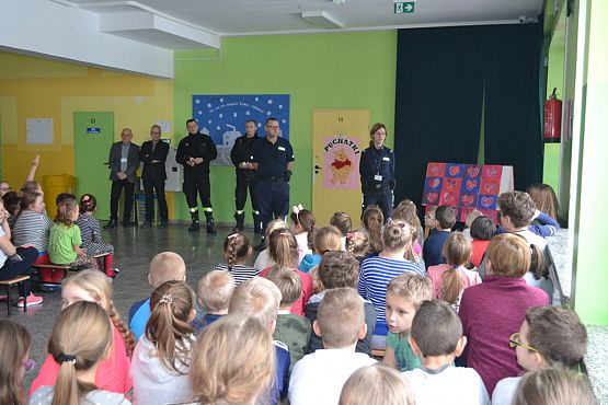 Grafika #4: BEZPIECZNE FERIE