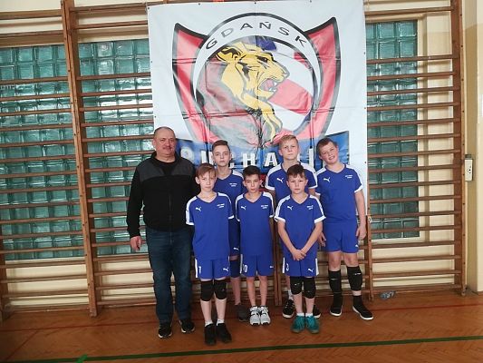 Grafika #0: Kinder+ sport 2019