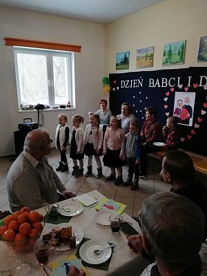 Grafika #14: Dzień Babci i Dziadka - występ w Lędziechowie