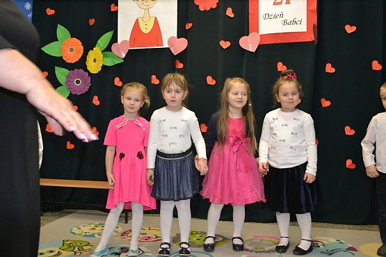 Grafika #11: Dzień Babci i Dziadka w Przedszkolu