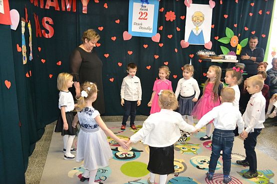 Grafika #12: Dzień Babci i Dziadka w Przedszkolu