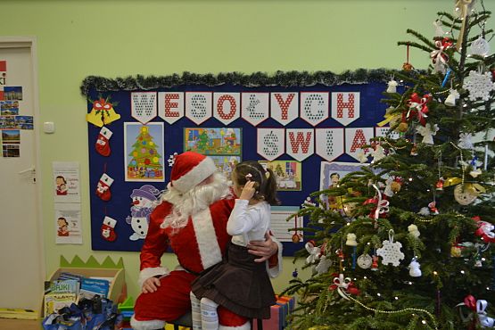 Grafika #13: Wigilia w grupie Biedronek i spotkanie z Mikołajem