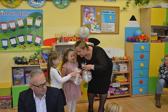 Grafika #14: Wigilia w grupie Biedronek i spotkanie z Mikołajem