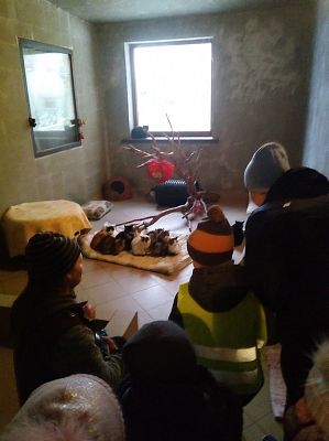 Grafika #8: Przedszkolaki pomagają zwierzętom