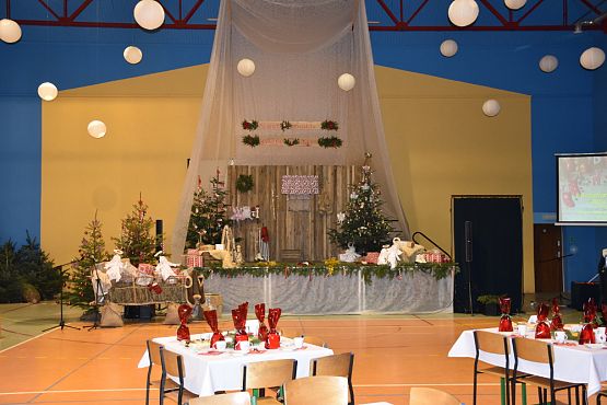 Grafika #1: Rodzinny Kiermasz Świąteczny