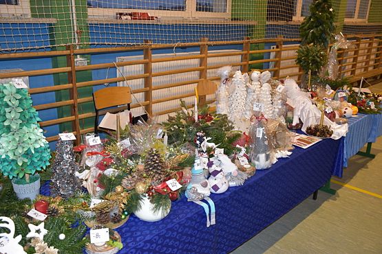 Grafika #35: Rodzinny Kiermasz Świąteczny