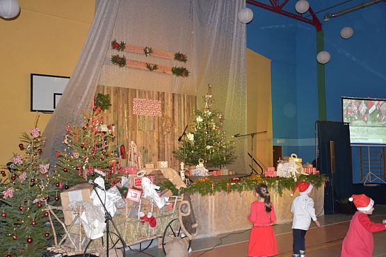 Grafika #39: Rodzinny Kiermasz Świąteczny