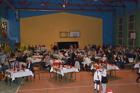 Grafika #42: Rodzinny Kiermasz Świąteczny