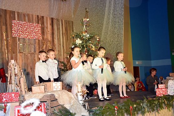 Grafika #51: Rodzinny Kiermasz Świąteczny