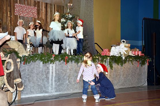 Grafika #63: Rodzinny Kiermasz Świąteczny