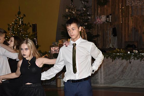 Grafika #77: Rodzinny Kiermasz Świąteczny