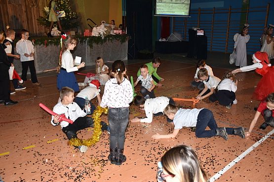 Grafika #26: Rodzinny Kiermasz Świąteczny