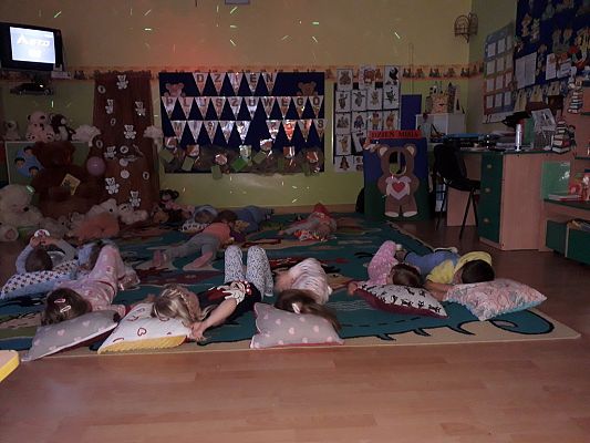 Grafika #10: Dzień Pluszowego Misia