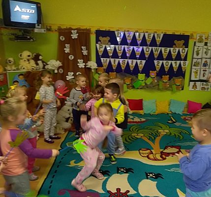 Grafika #24: Dzień Pluszowego Misia