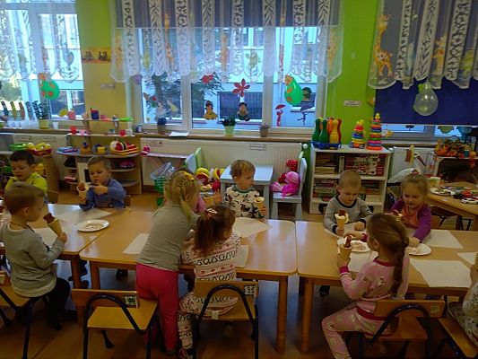 Grafika #27: Dzień Pluszowego Misia