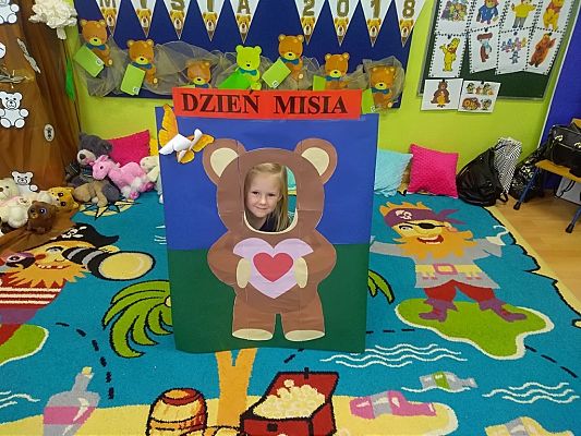 Grafika #32: Dzień Pluszowego Misia