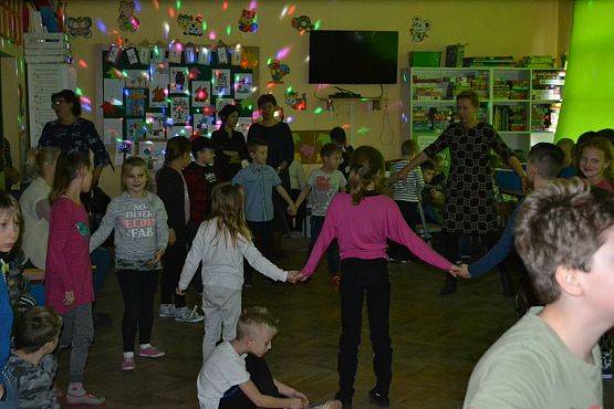 Grafika #5: Andrzejki w młodszych klasach