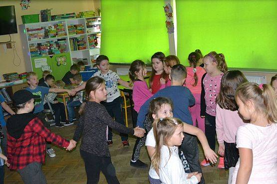 Grafika #6: Andrzejki w młodszych klasach