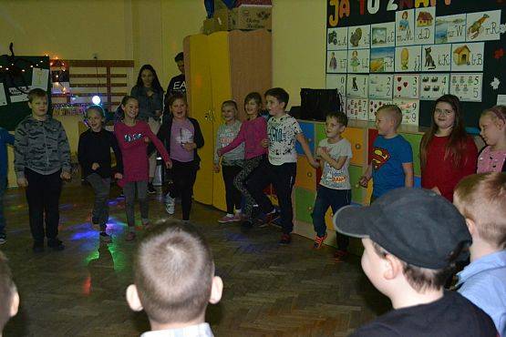 Grafika #10: Andrzejki w młodszych klasach