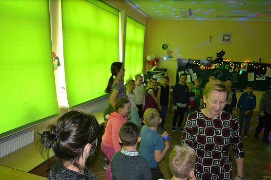 Grafika #11: Andrzejki w młodszych klasach