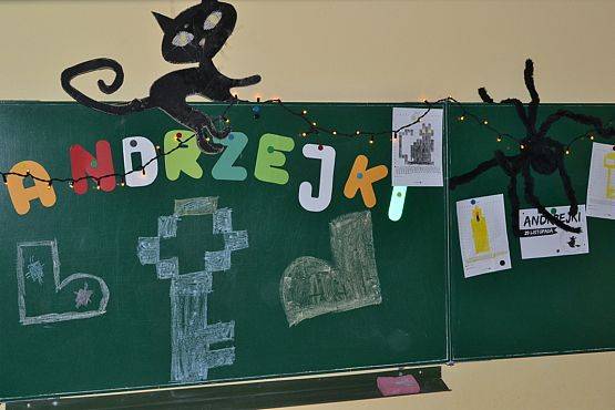 Grafika #25: Andrzejki w młodszych klasach