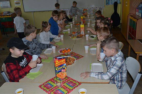 Grafika #27: Andrzejki w młodszych klasach