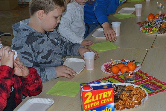 Grafika #28: Andrzejki w młodszych klasach