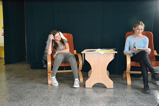 Grafika #2: "Czy będzie jakieś jutro…?"